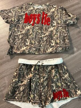 Boys Lie Camo Crop Tee and Shorts Set with Red Logo
